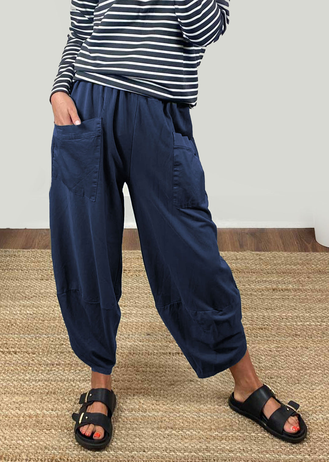 Jersey Barrel Pocket Pants in Navy