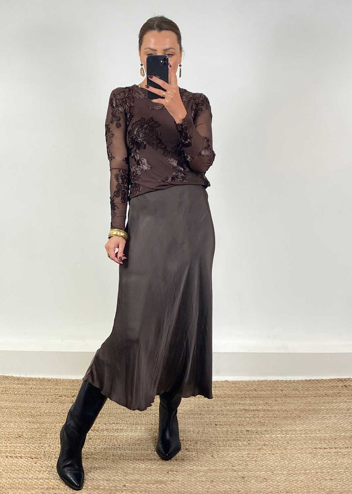 Sansi Silky Skirt Chocolate