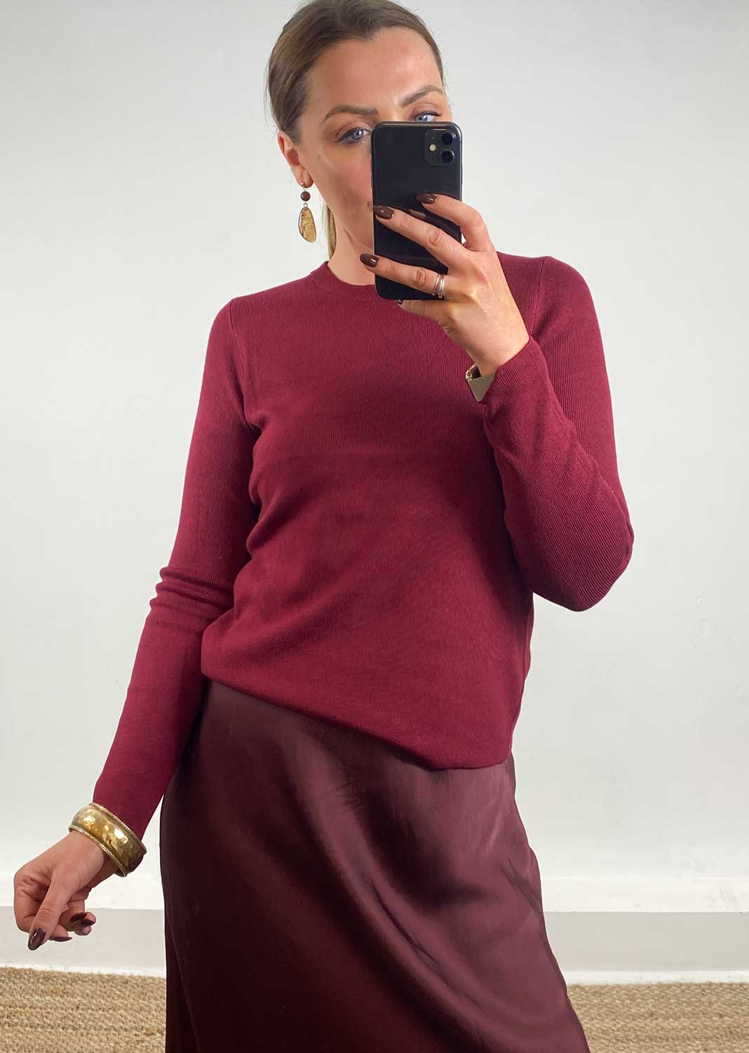 Sarah Basic Knit Top Burgundy
