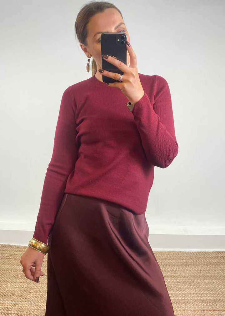 Sarah Basic Knit Top Burgundy