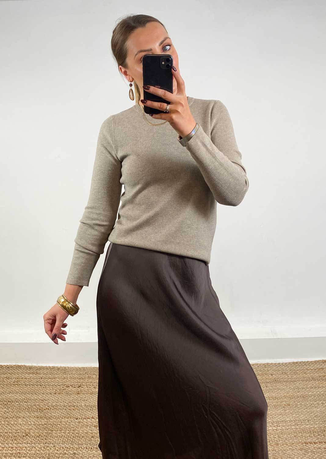 Sarah Basic Knit Top Taupe
