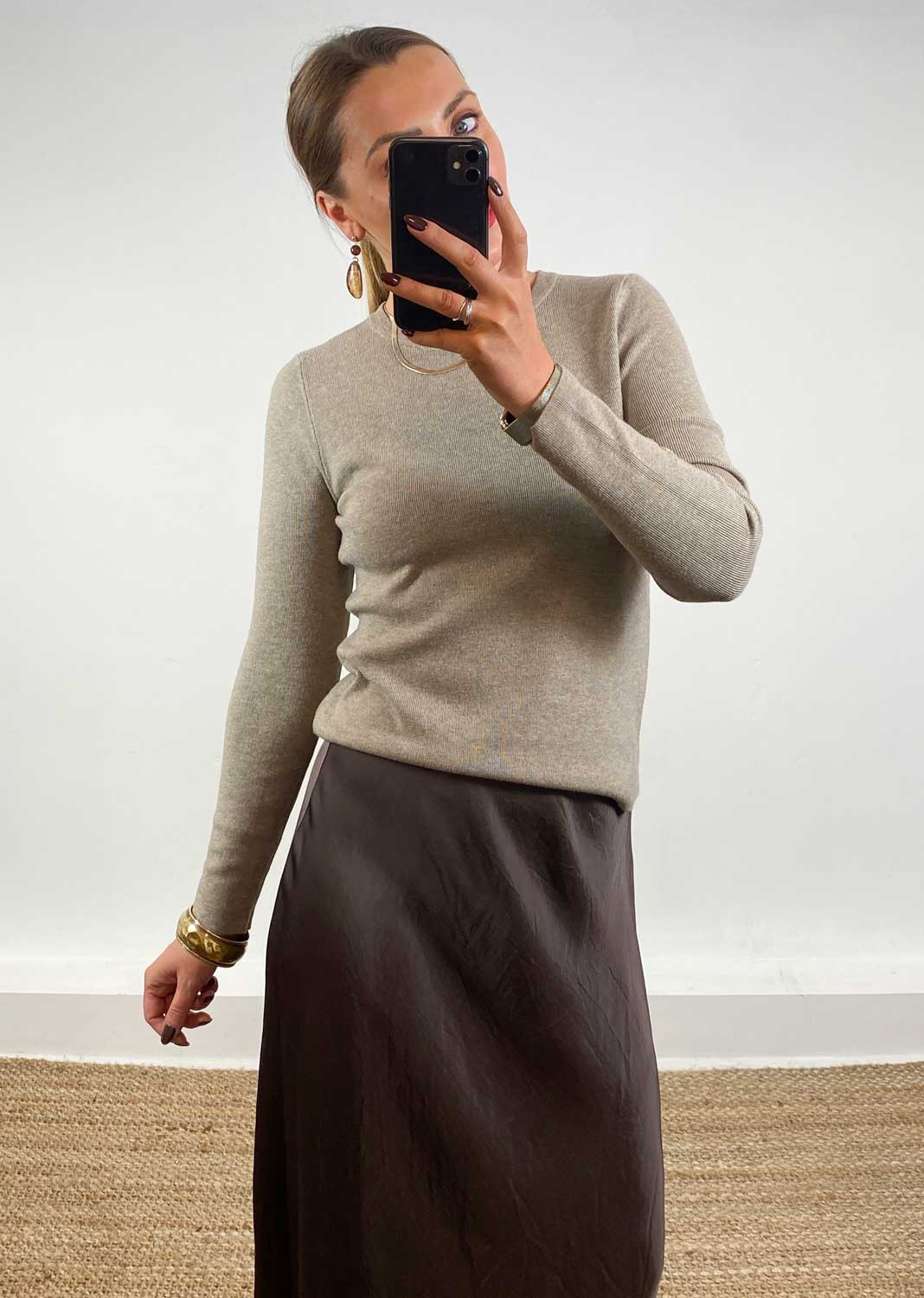 Sarah Basic Knit Top Taupe
