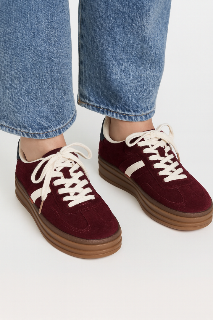 Larsen Burgundy Trainers