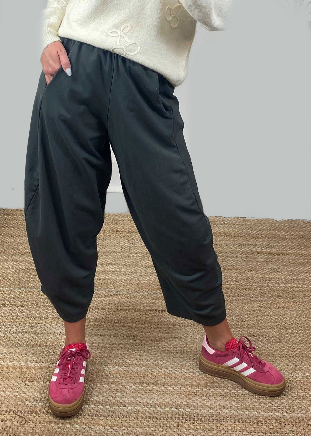 Aspen Jersey Barrel Pants in Dark Grey