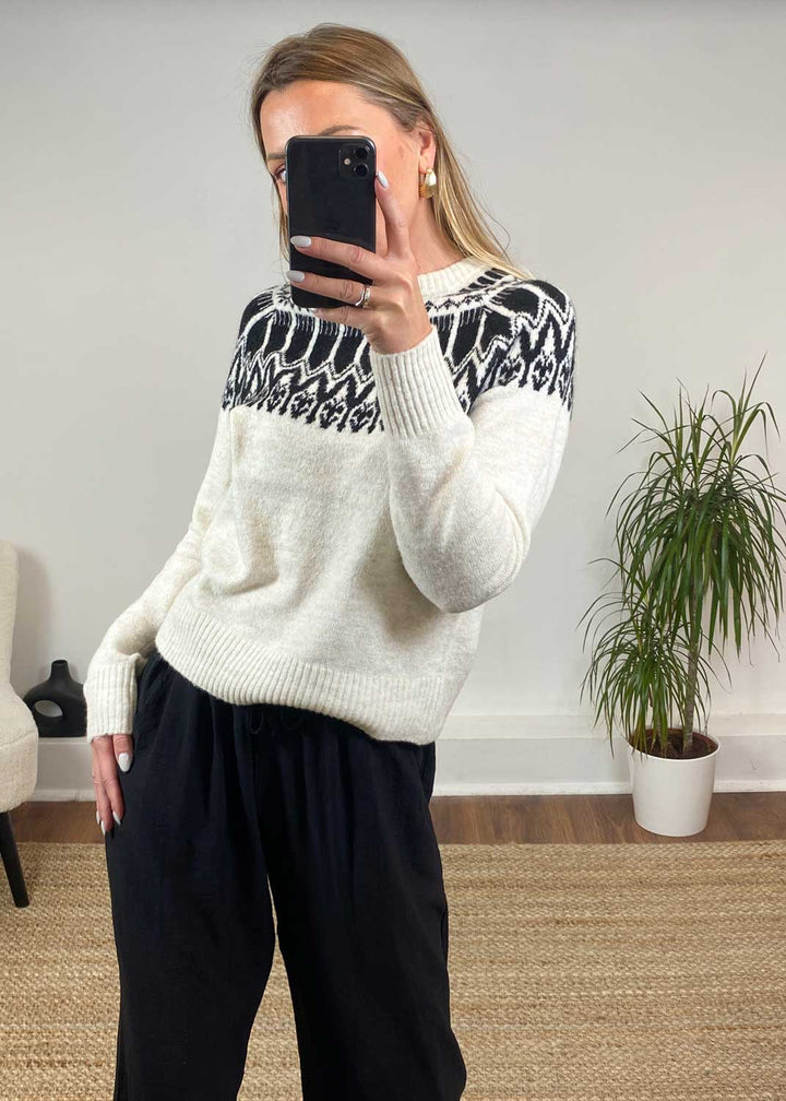 Simone Nordic Jumper in Cream