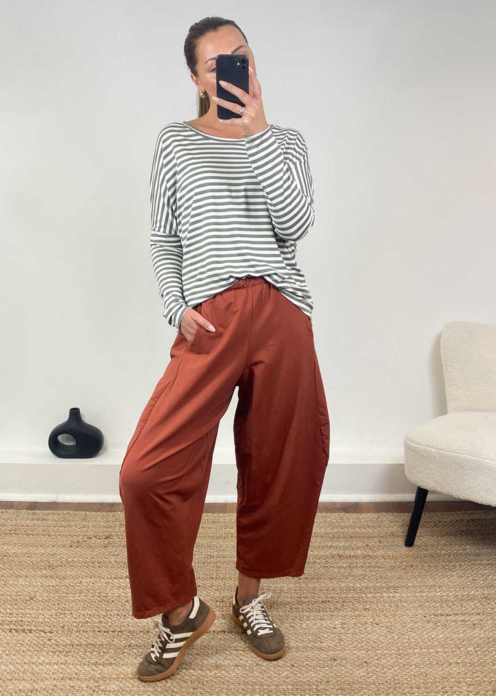 Aspen Jersey Barrel Pants  Brick