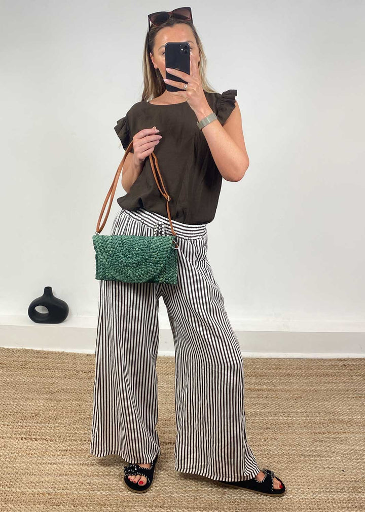 Bella Straw Clutch in Green