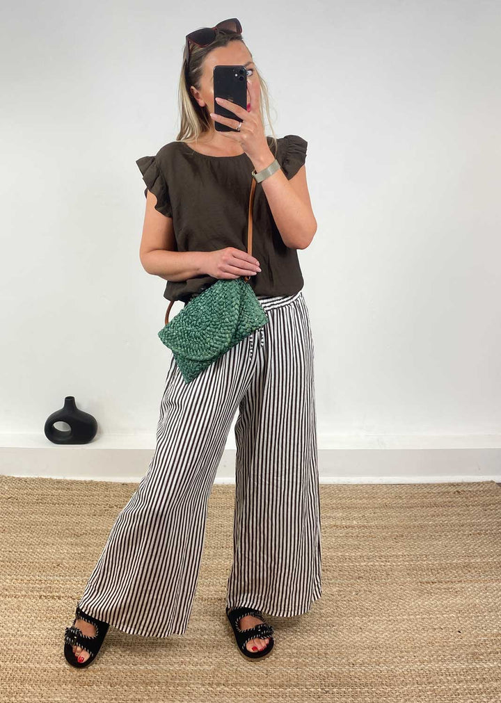Bella Straw Clutch in Green