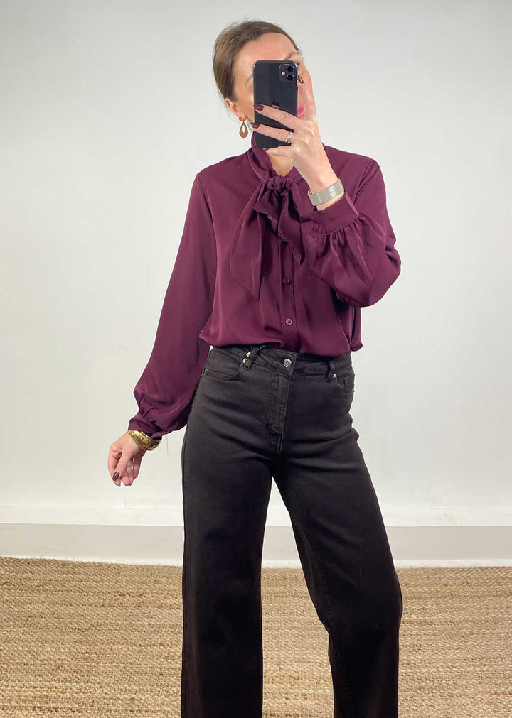 Claudia Pussy Bow Blouse Burgundy