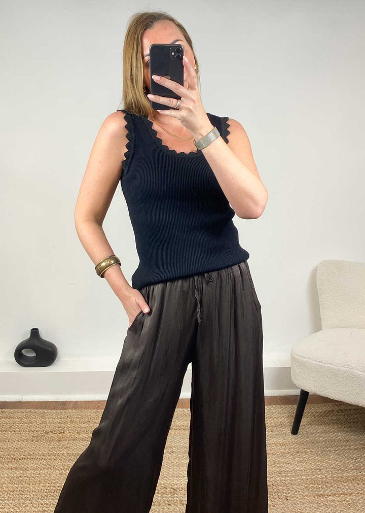 Carine Metallic Ribbed Knit Vest in Black