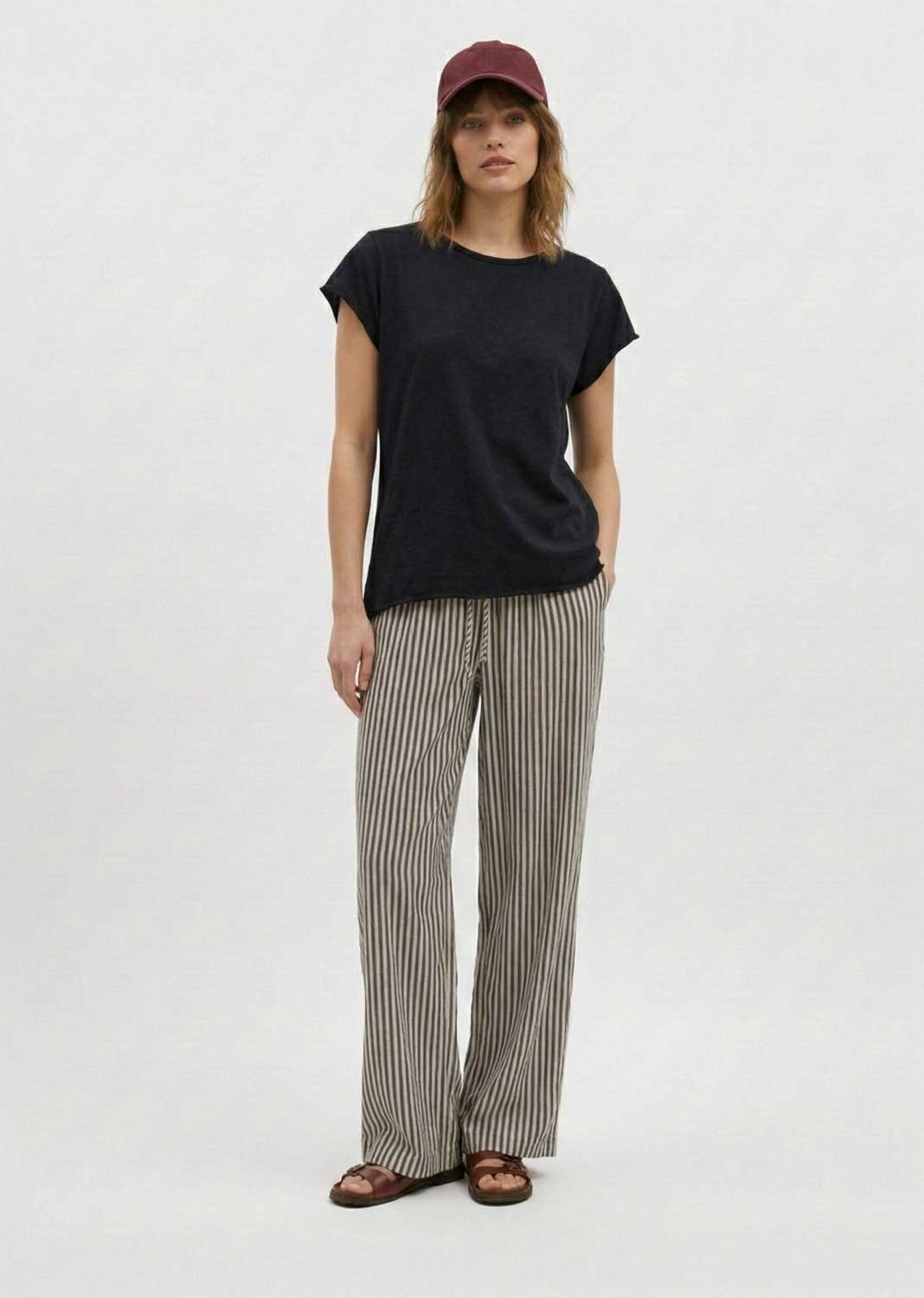 black raw edge tshirt 