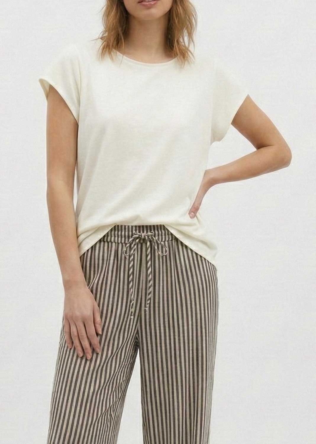 raw edge tshirt cream 