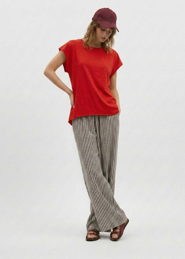 Davina Raw Edge T-Shirt Red