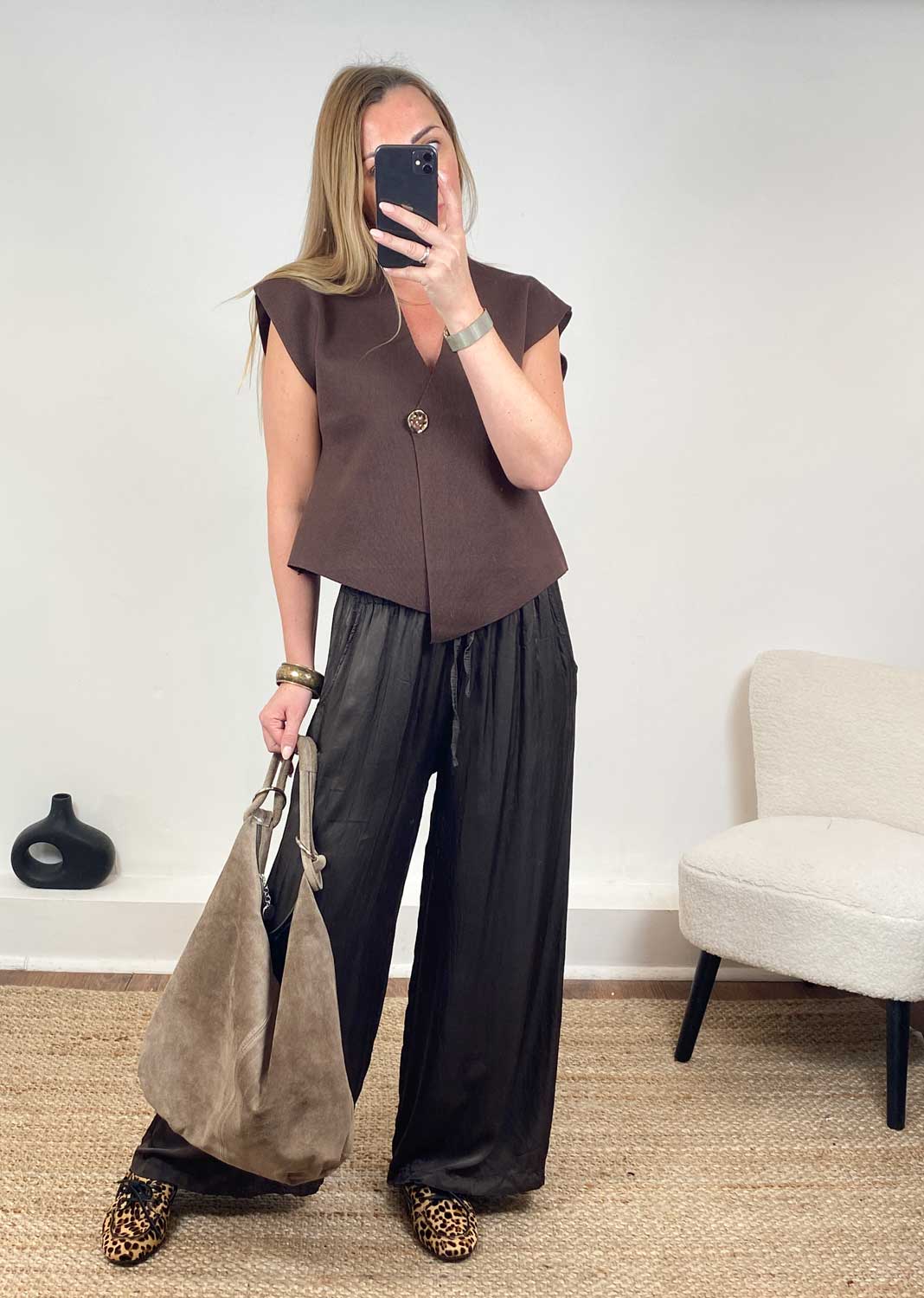 Dion Gold Button Top in Brown