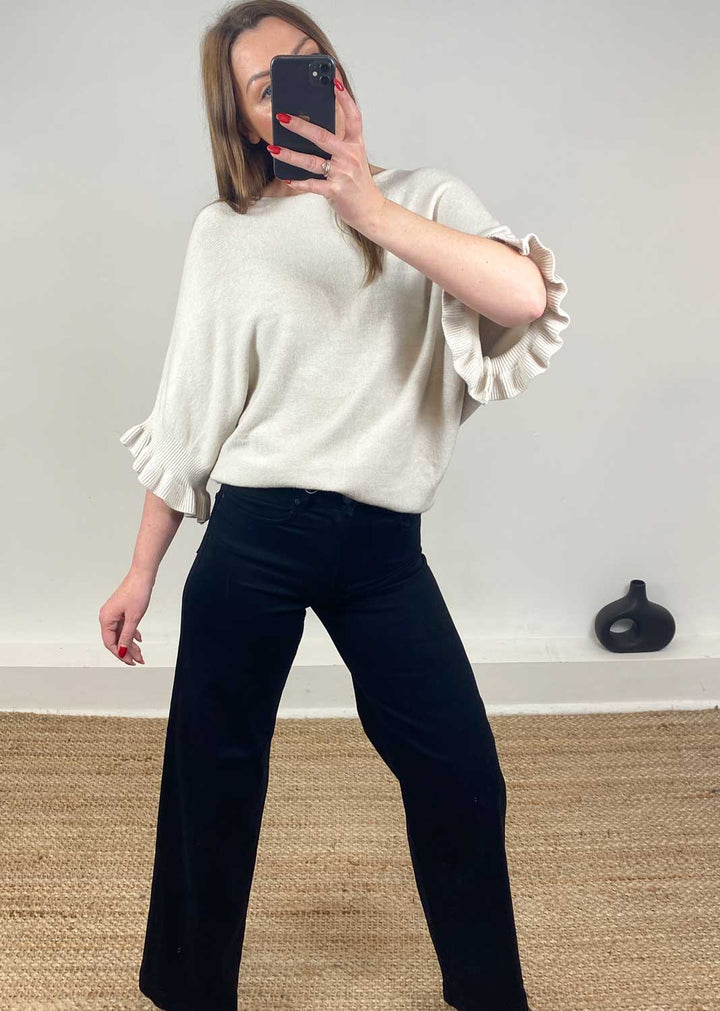 Elira Frill Sleeve Knit Jumper Cream