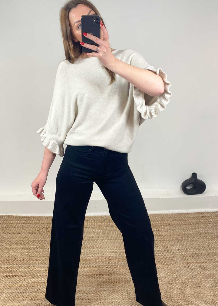 Elira Frill Sleeve Knit Jumper Cream