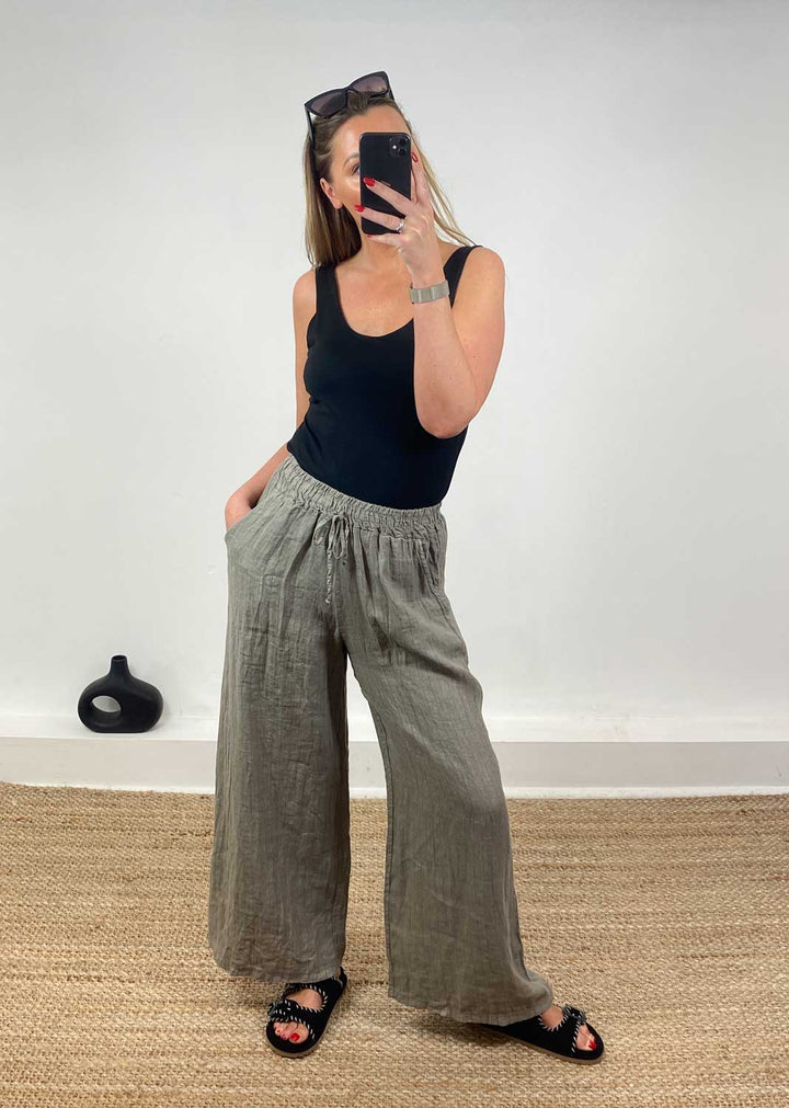 Ellie Stripe Linen Pants in Taupe