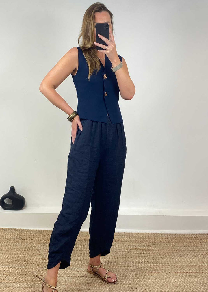 Keisha Linen Barrel Pants in Navy