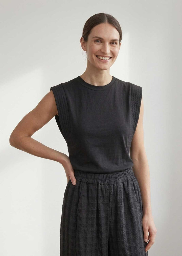 Genevieve Black Extended Shoulder Tshirt