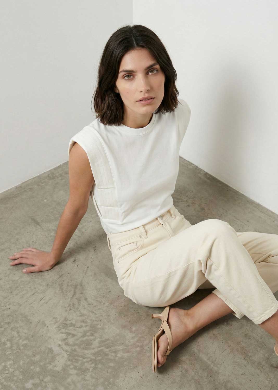 elevated basic tshirt white 