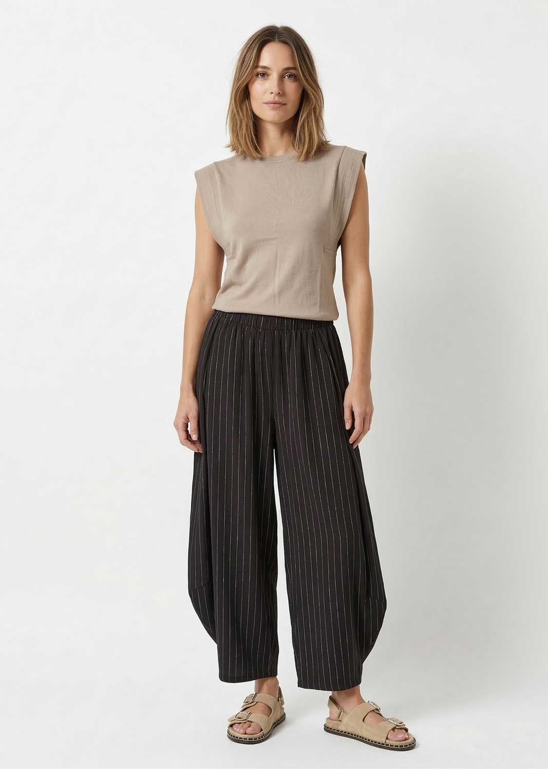 Genevieve Extended Shoulder Tshirt Taupe