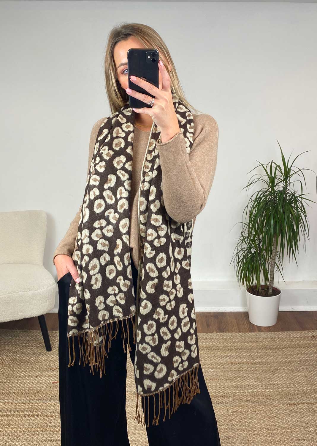 Gigi Leopard Scarf in Chocolate