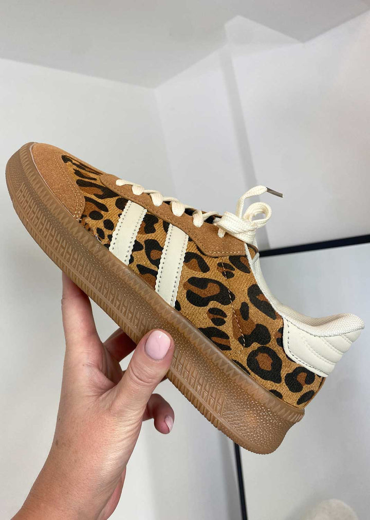 Hadley Leopard Trainers