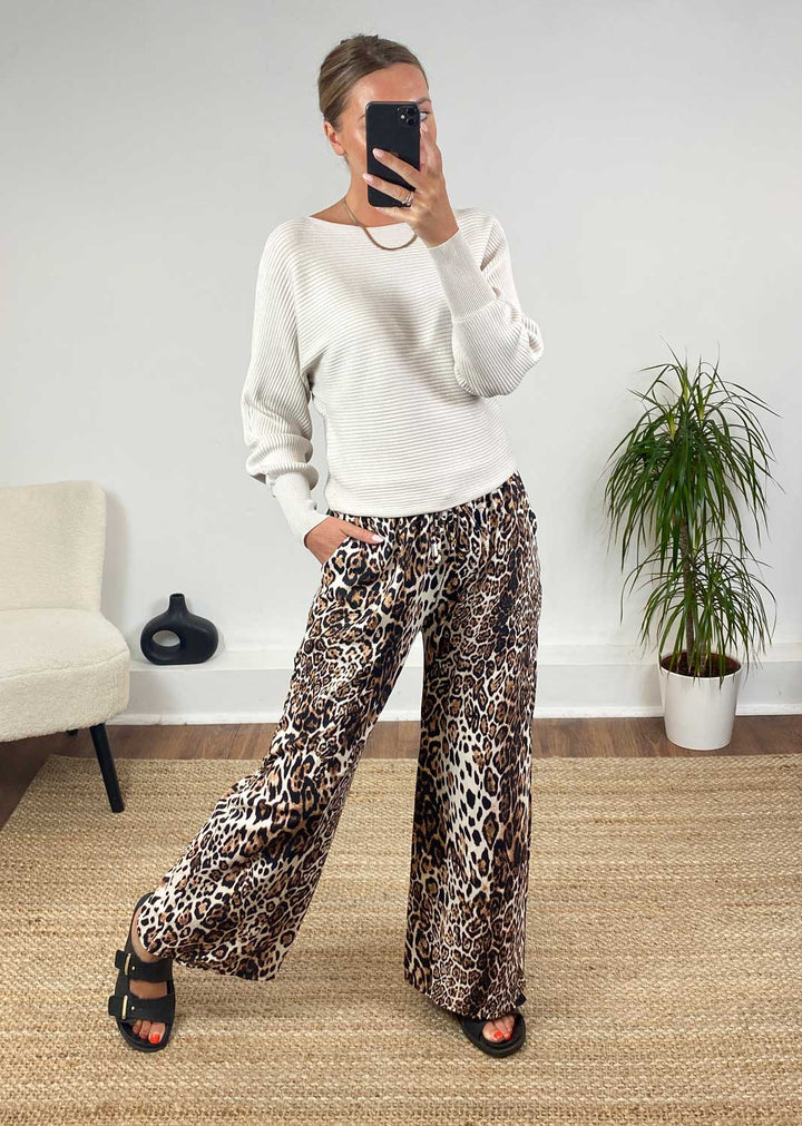 Jojo Leopard Trousers