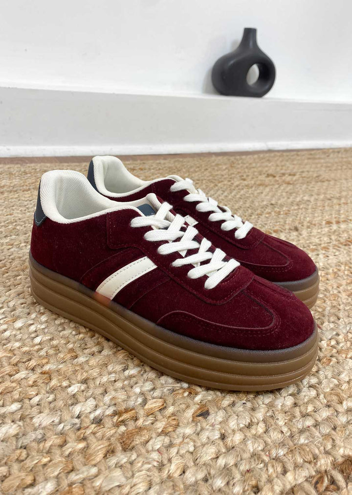 Larsen Velvet Trainers in Burgundy