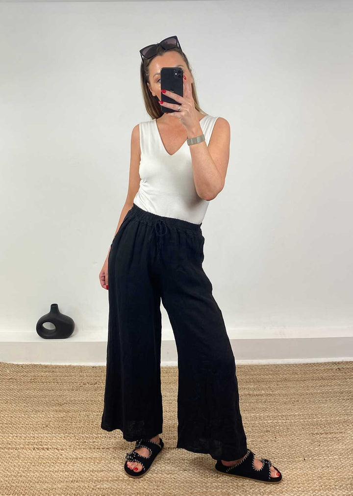 Leighton Linen Wide Leg Pants in Black