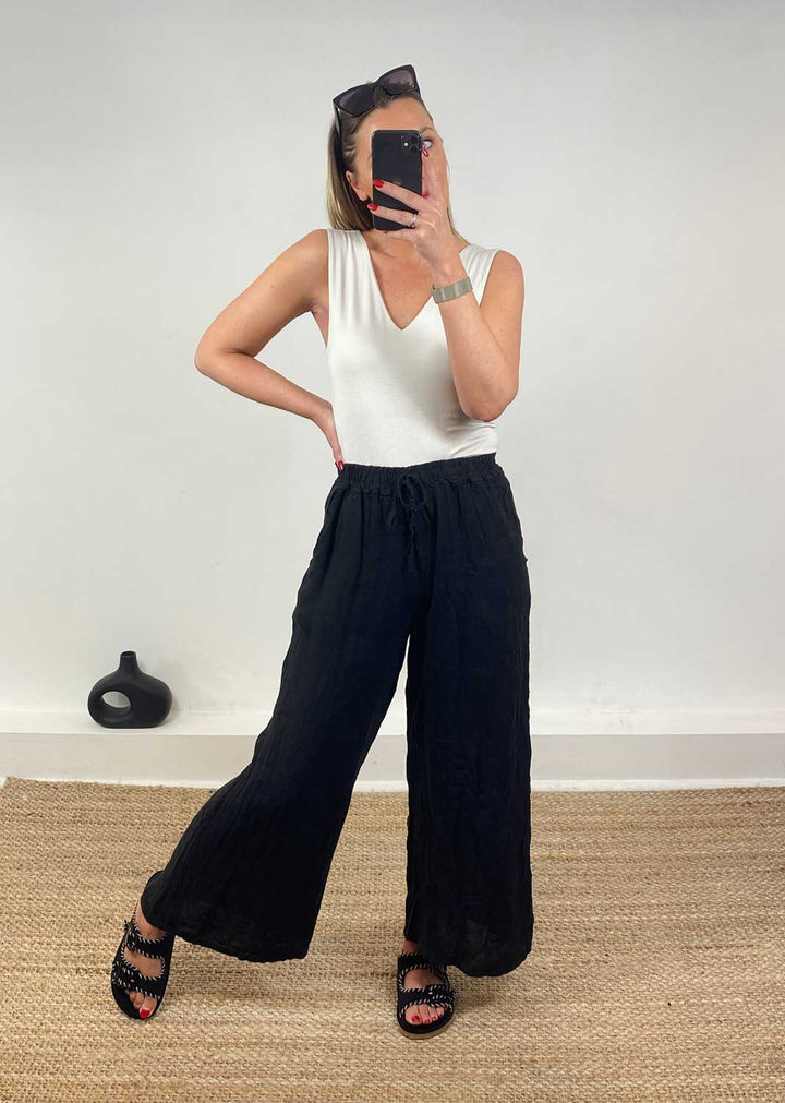 Leighton Linen Wide Leg Pants in Black