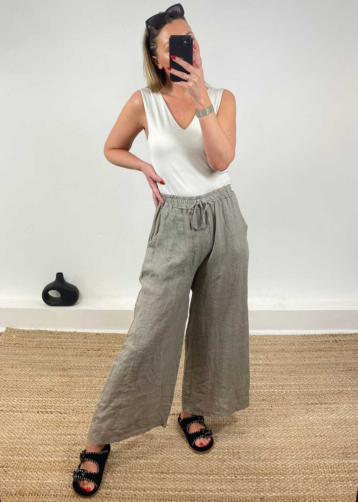 Leighton Linen Wide Leg Pants in Taupe