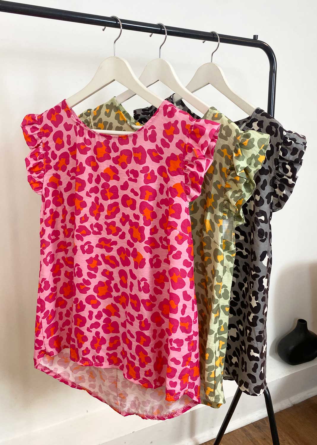 Leopard Button Back Top in Pink