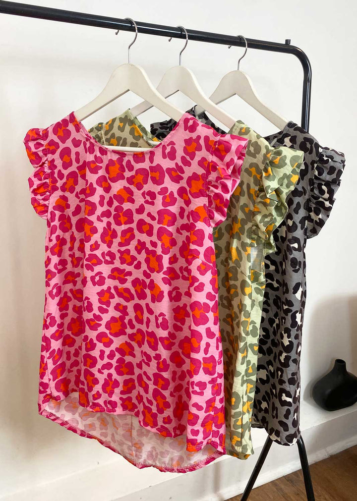 Leopard Button Back Top in Pink