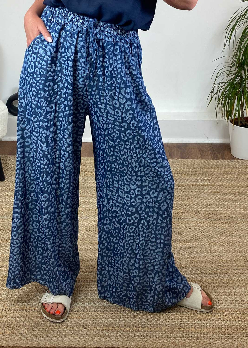 Rae Chambray Wide Pants