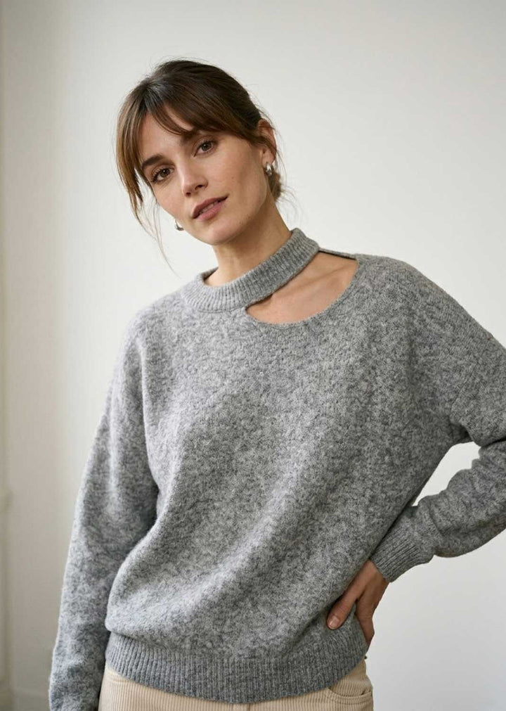 grey cut out kmit jumper