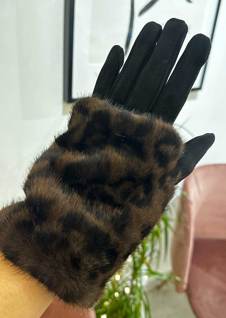 Lola Leopard Fur Gloves