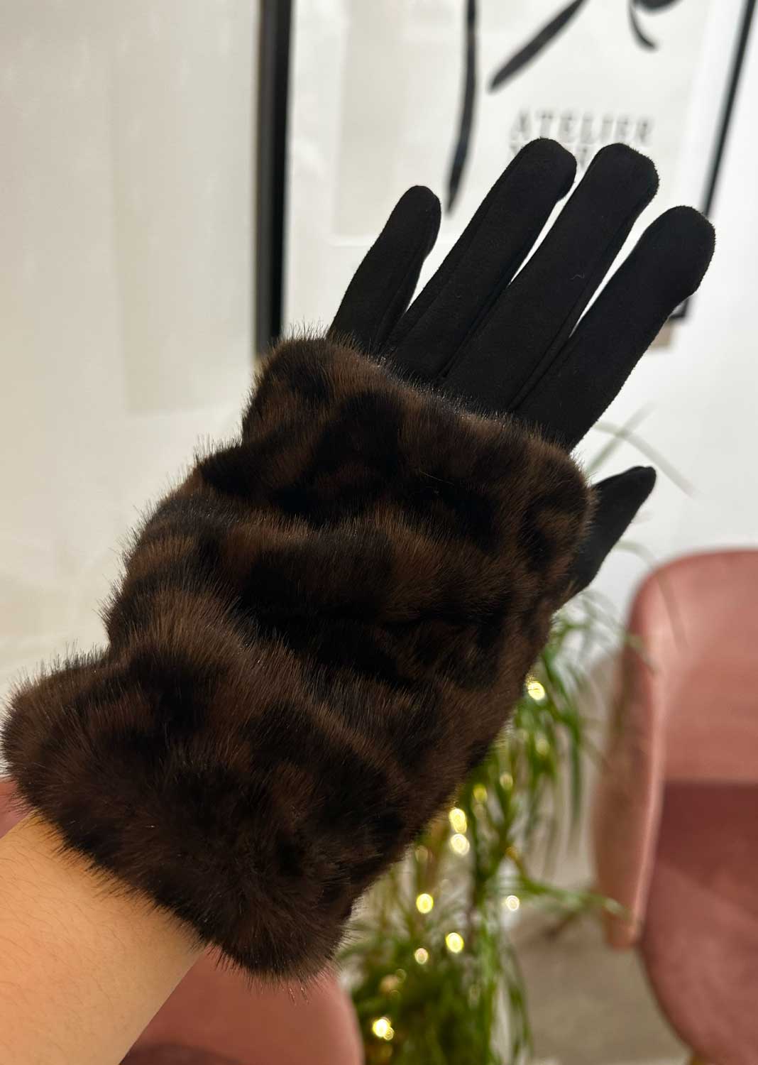 Lola Leopard Fur Gloves