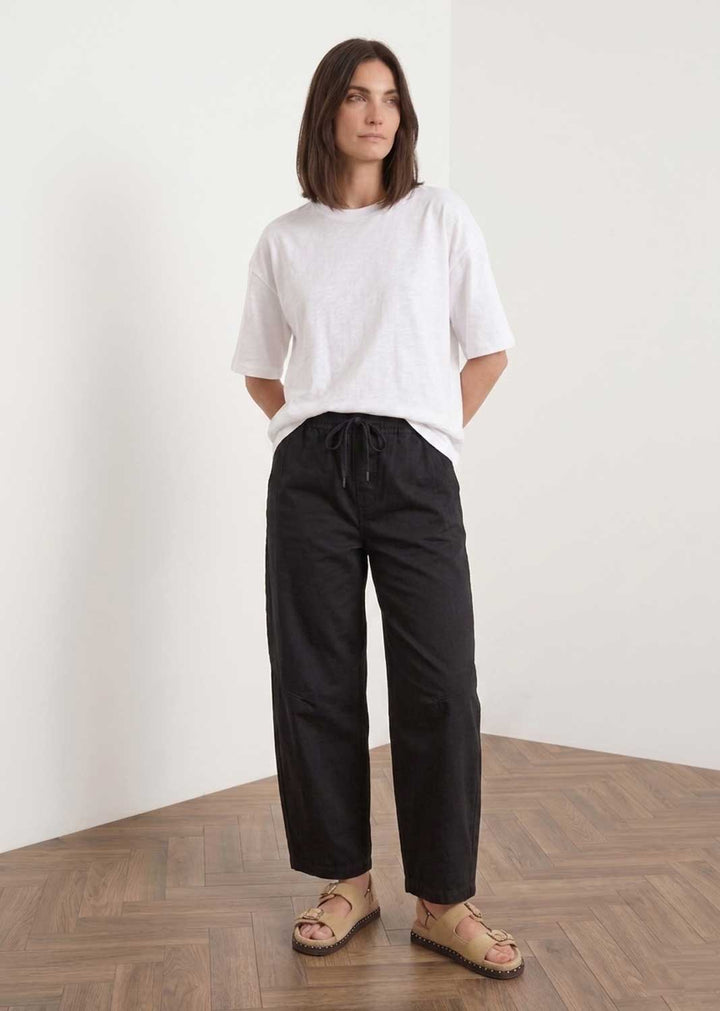 Nadine Black Barrel Magic Pants