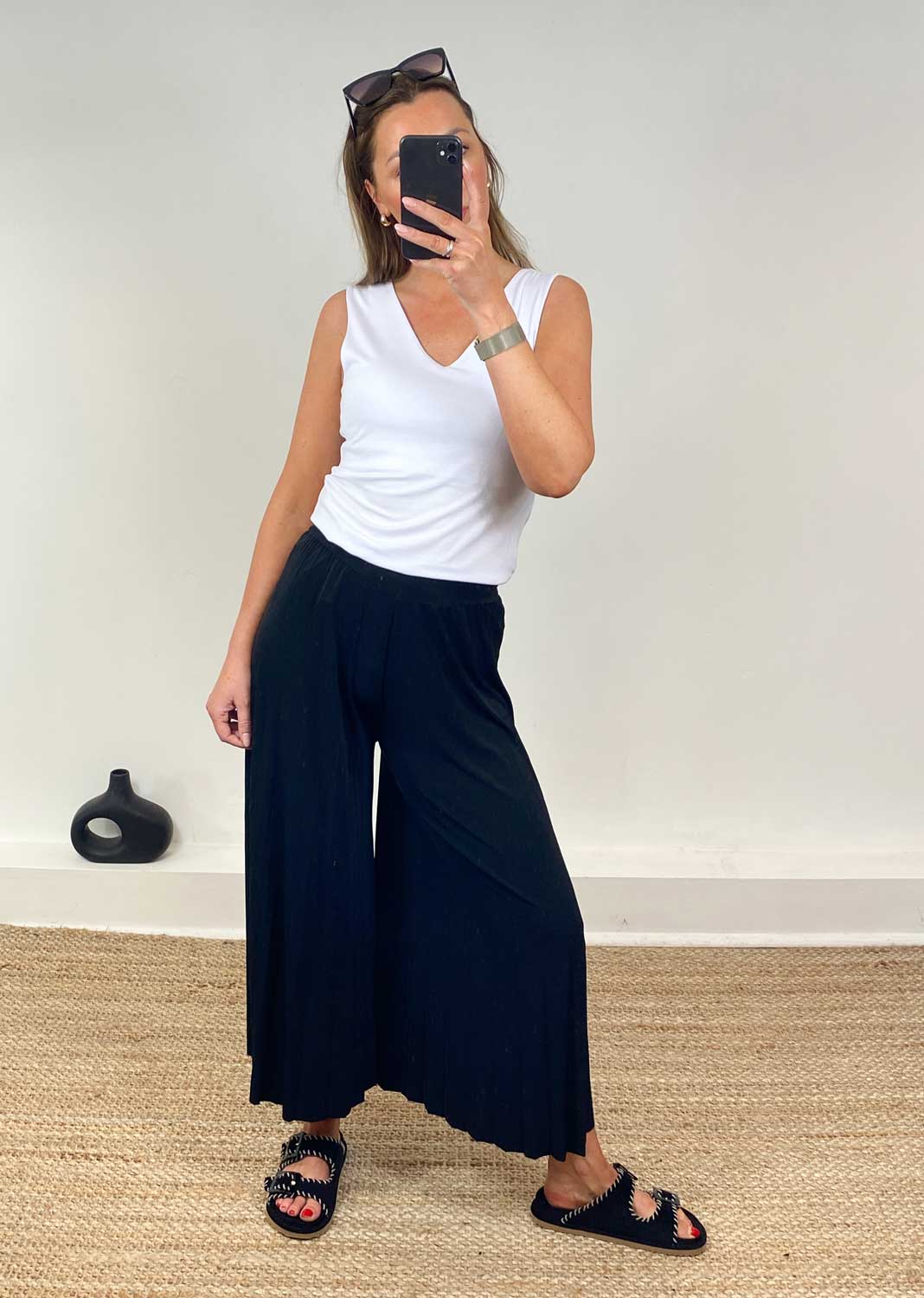 Pleated Palazzo Pants in Black