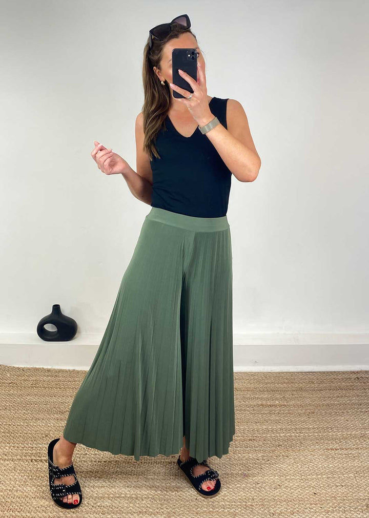 Pleated Palazzo Pants in Olive