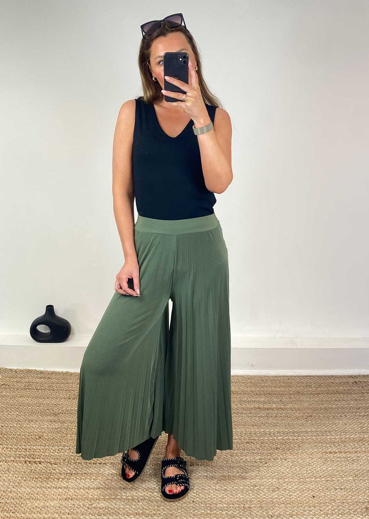 Pleated Palazzo Pants in Olive