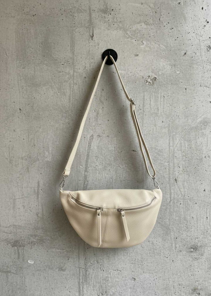 Ray Leather Sling Bag Cream