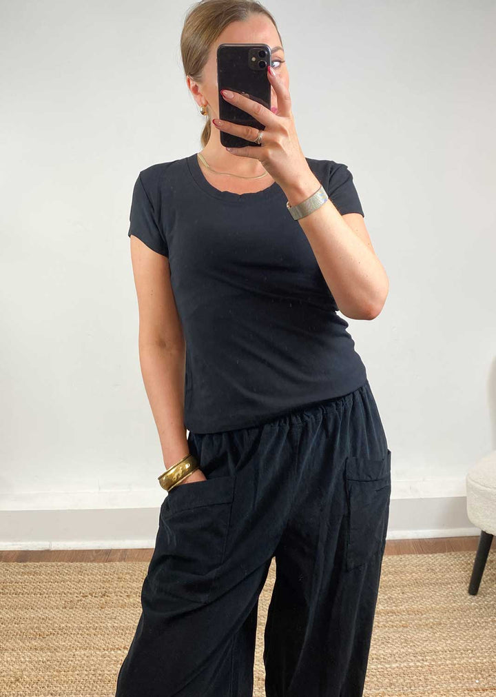Tara Scoop Neck Tshirt Black