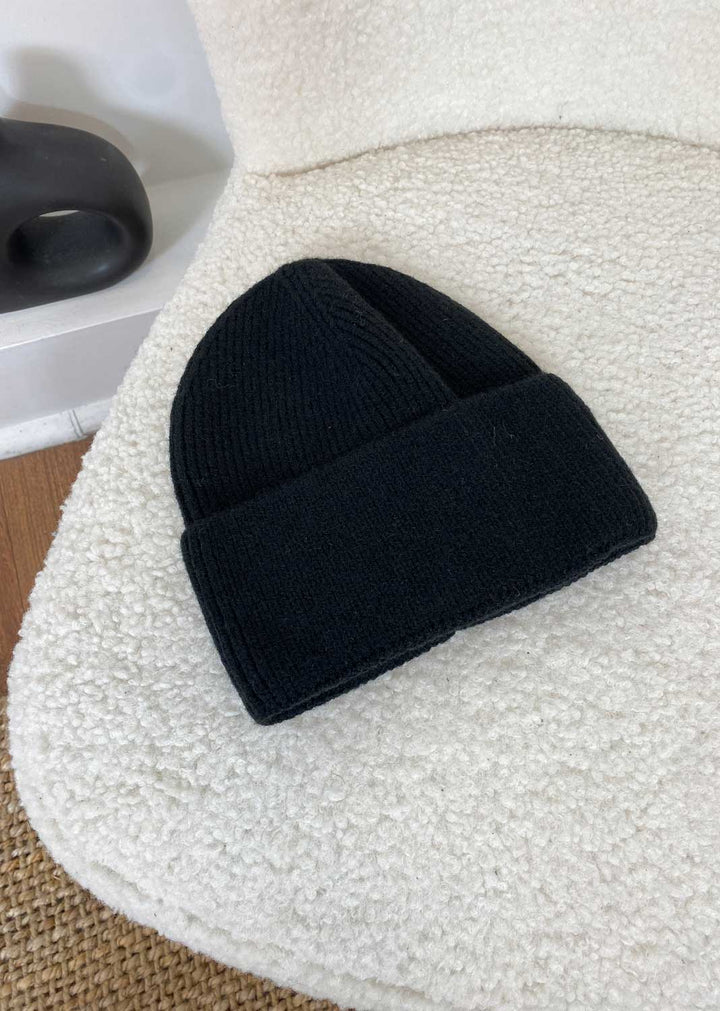 Tenby Beanie Hat in Black