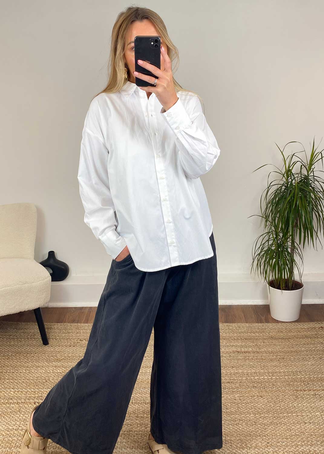 Annie Relaxed Fit Shirt in White