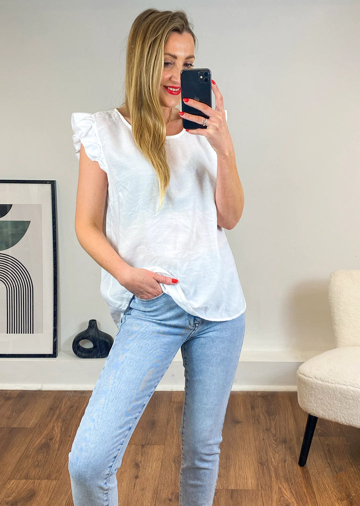 WHITE FRILL SLEEVE TOP