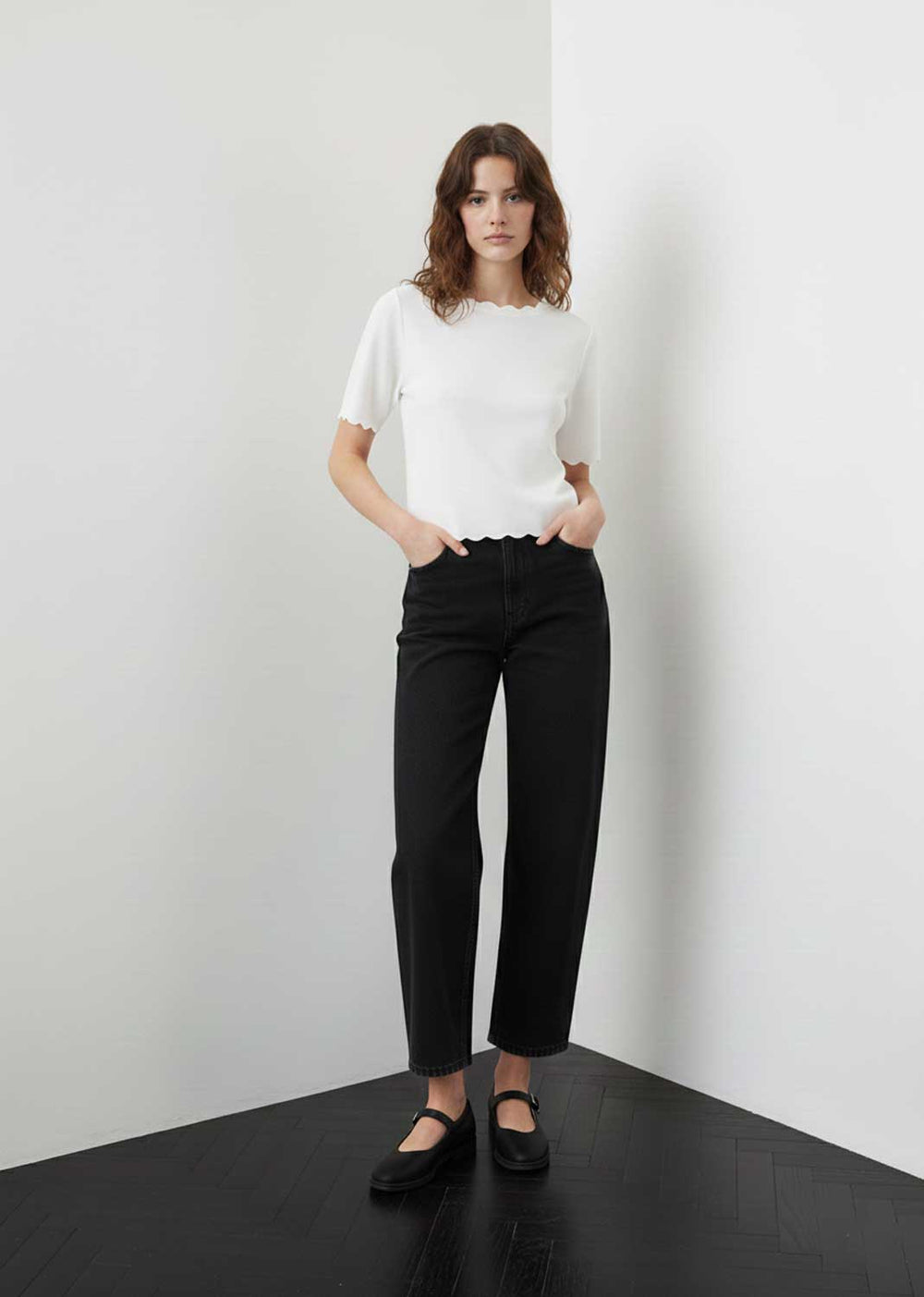 knitted scallop edge top ivory