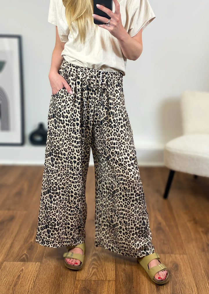 Leopard-tie-waist-pants