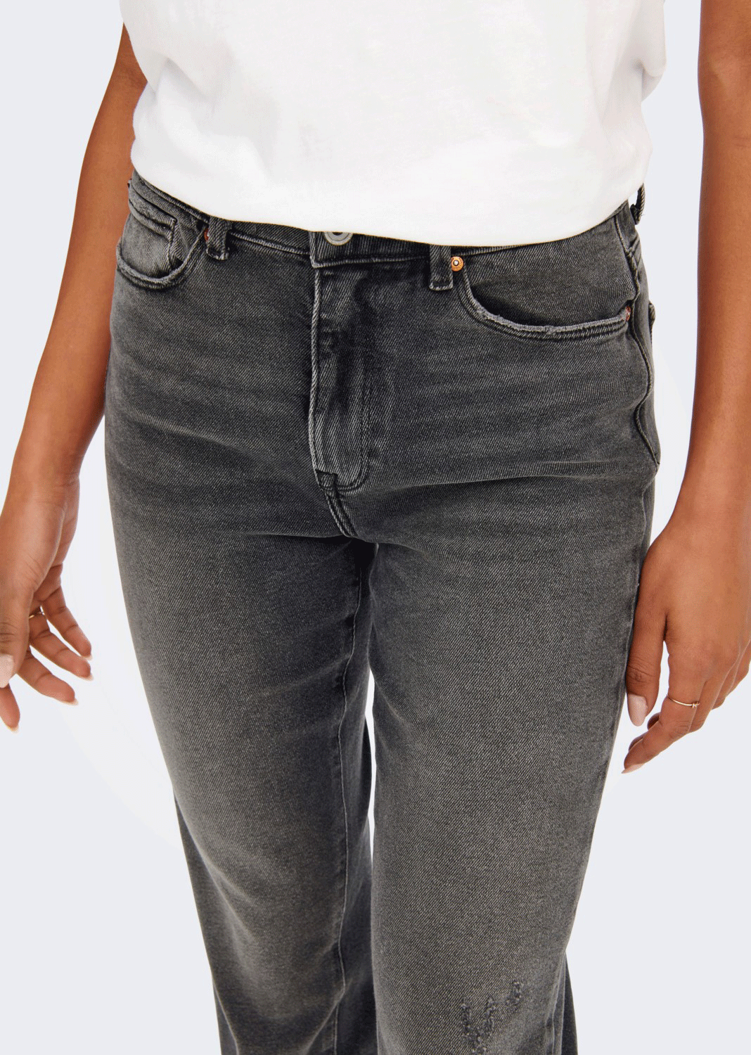 Emily Straight Jeans - Washed Black Denim